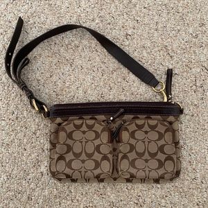 COACH Signature Fanny Pack Purse (Brown)